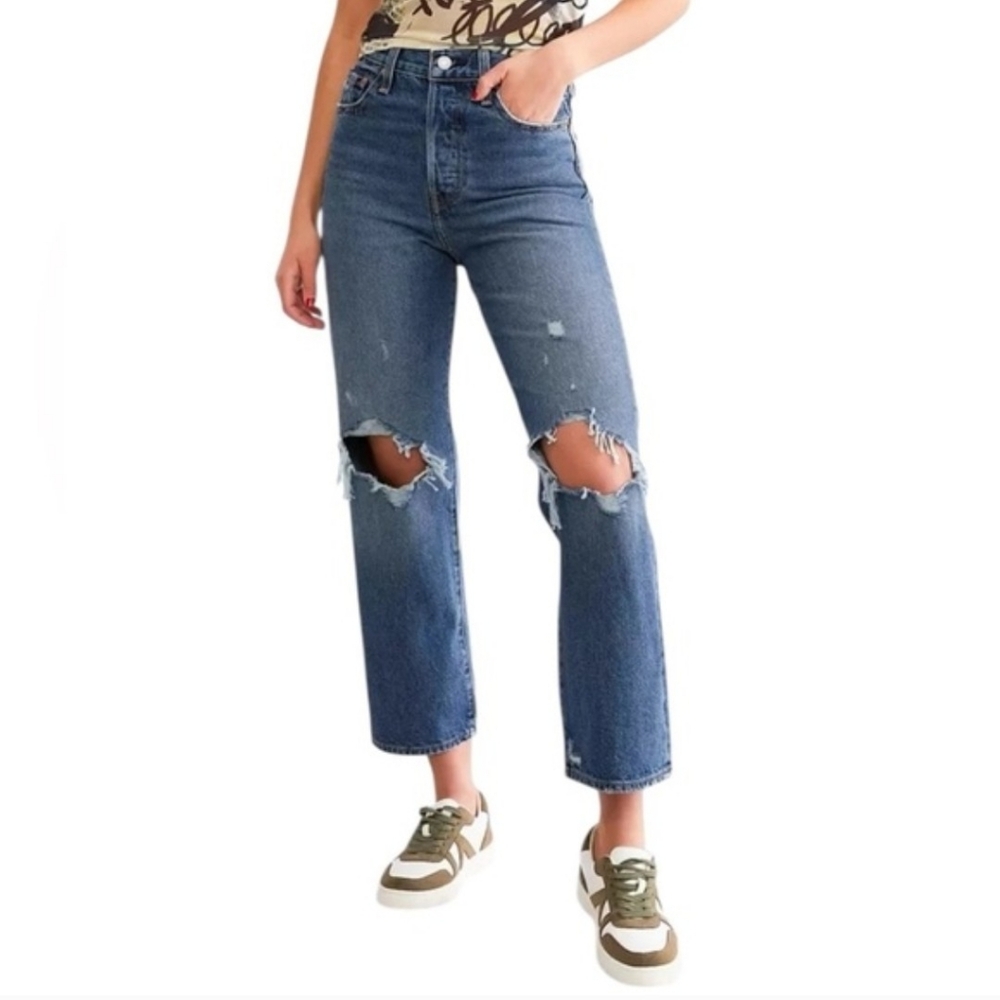 Levi's Women’s Ribcage Straight Ankle Jeans Distressed Blue Size 27 x 27
